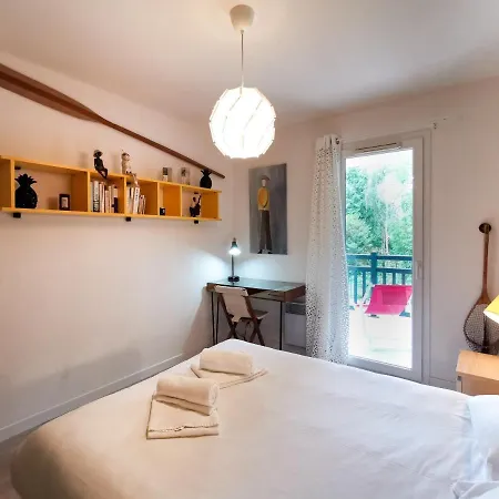 Loraldia - Avec Piscine, Parking Prive Et Wifi Apartment